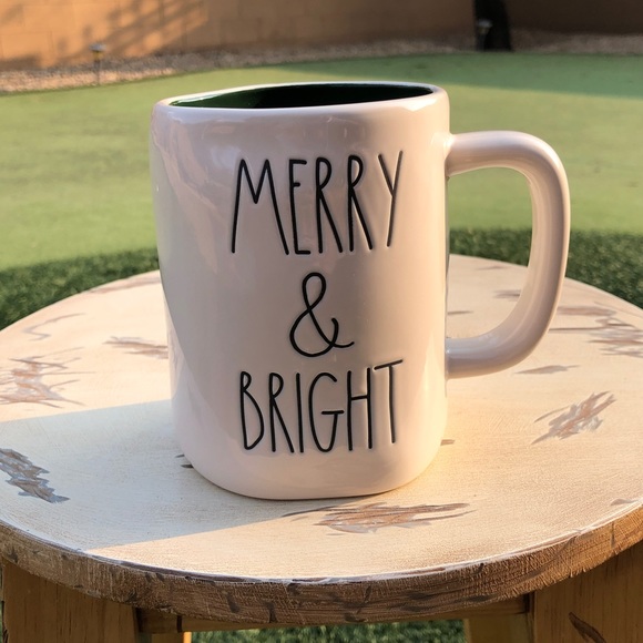 NWT Rae Dunn 2021 Merry & Bright Ceramic Holiday Mug - Picture 1 of 5